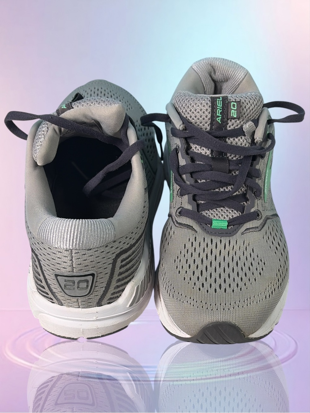 Brooks Ariel 20 Running Shoes Women Size 8.5 Gray Green Comfort Cushion Sneakers